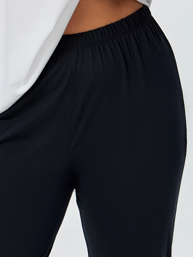 Комплект домашний: футболка и брюки с принтом - 8