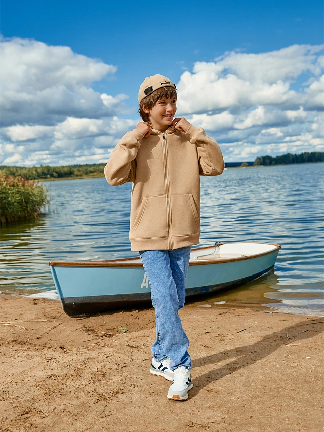 Толстовка для мальчиков бежевая на молнии - 9