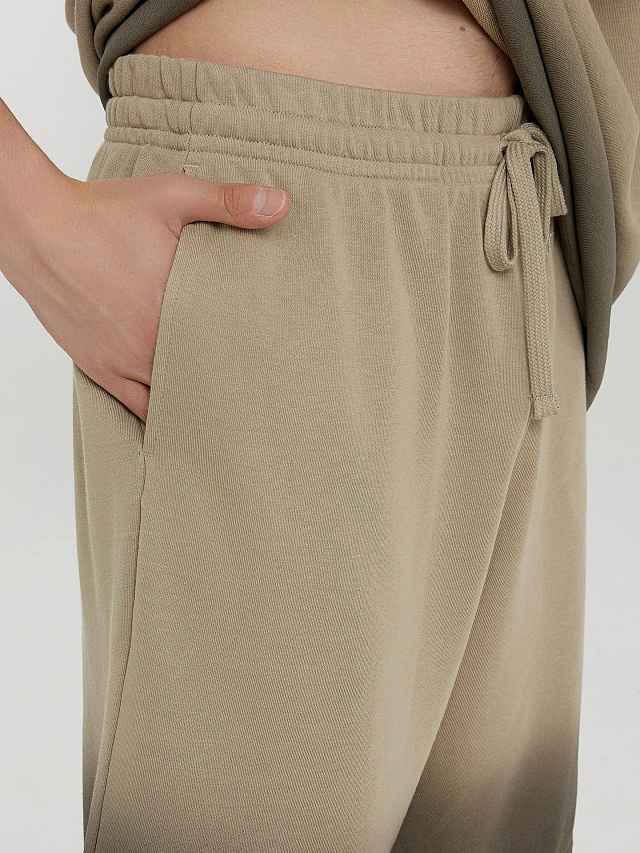 Комплект мужской коричневый: футболка и шорты - 6