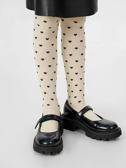 картинка Колготки детские бежевые с сердечками от известного бренда одежды для девочек Mark Formelle