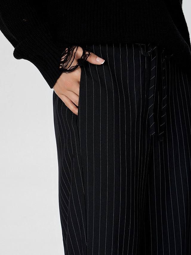 Брюки женские черные в розовую полоску - 5