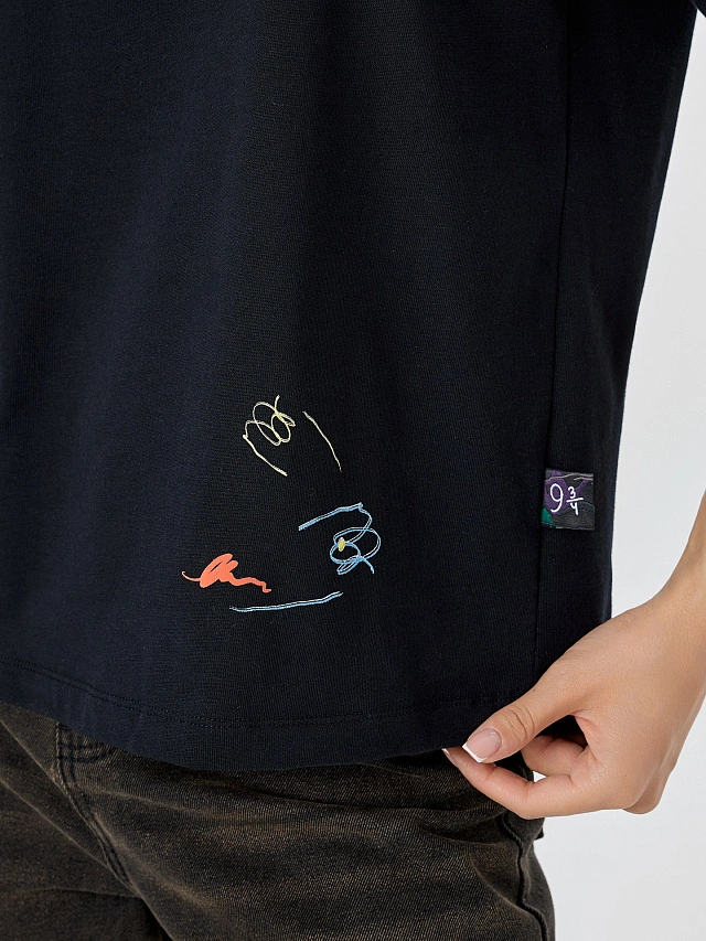 Футболка женская черная с надписью "Люмос максима" - 6