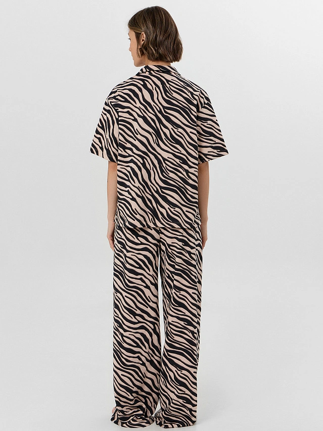 Комплект женский домашний с анималистичным принтом - 4