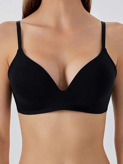 картинка Бюстгальтер T-Shirt черный от магазина стильной одежды Mark Formelle