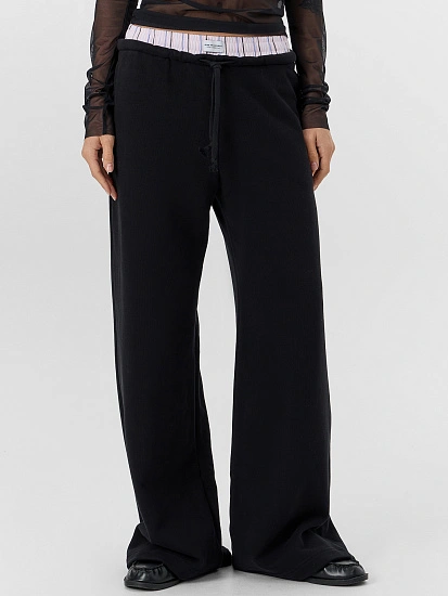 картинка Брюки женские черные от магазина стильной одежды Mark Formelle