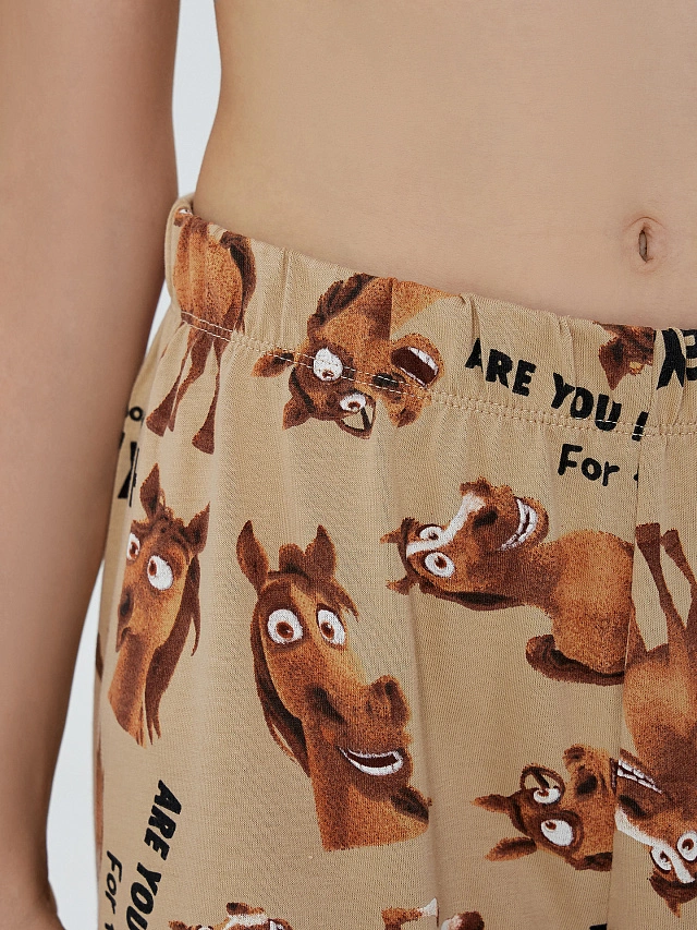 Комплект для мальчиков бежевый с принтом лошадей - 8