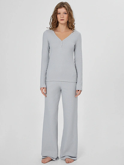 картинка Комплект домашний женский серый от магазина стильной одежды Mark Formelle