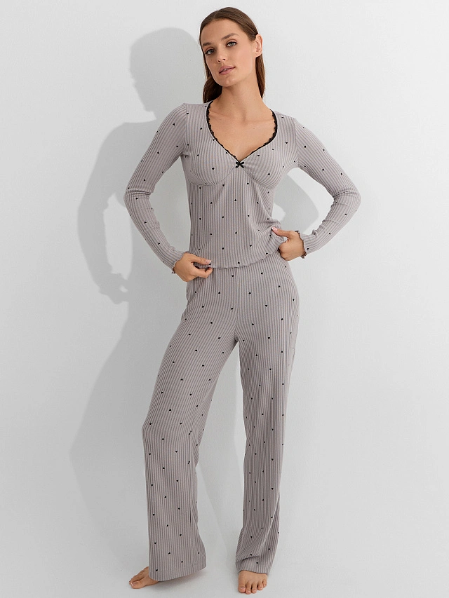 Комплект домашний женский серый с сердечками - 9