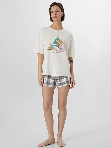 Комплект женский (джемпер, шорты)