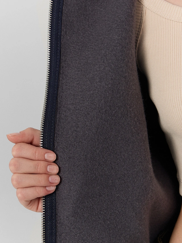 Толстовка женская серая с надписью "The muse era" - 8