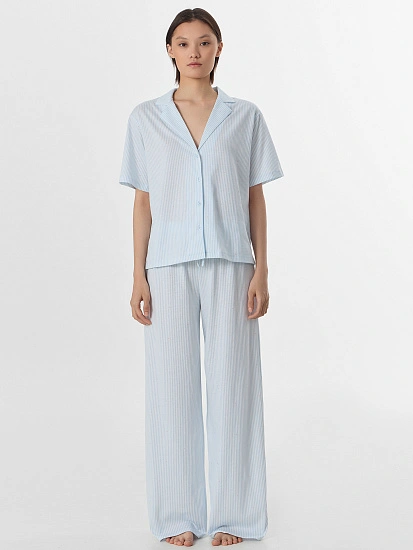 картинка Комплект женский домашний голубой в полоску от магазина стильной одежды Mark Formelle