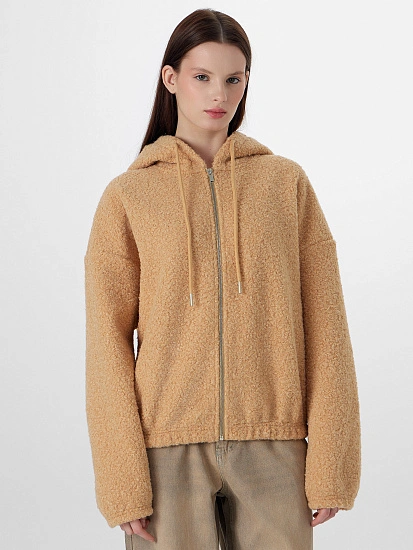 картинка Толстовка женская бежевая на молнии с капюшоном от магазина стильной одежды Mark Formelle