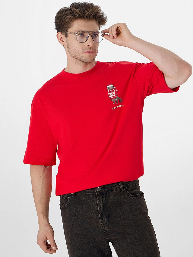 Футболка мужская красная с новогодним принтом - 6