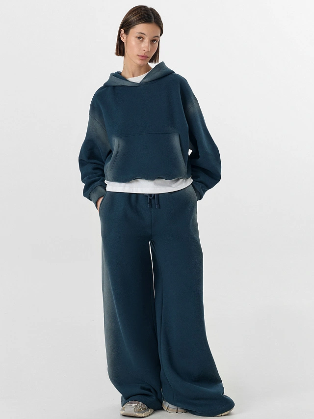 Брюки женские зеленые с декоративными потертостями - 6