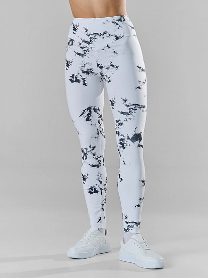 картинка Легинсы женские белые с эффектом тай-дай от магазина стильной одежды Mark Formelle