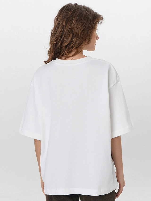 Футболка женская белая с новогодним принтом - 3