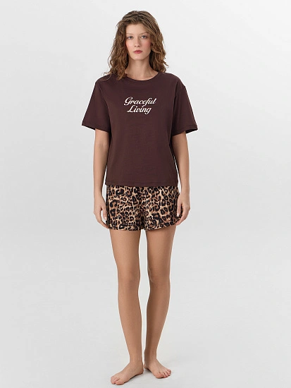 картинка Комплект домашний женский с леопардовым принтом от магазина стильной одежды Mark Formelle