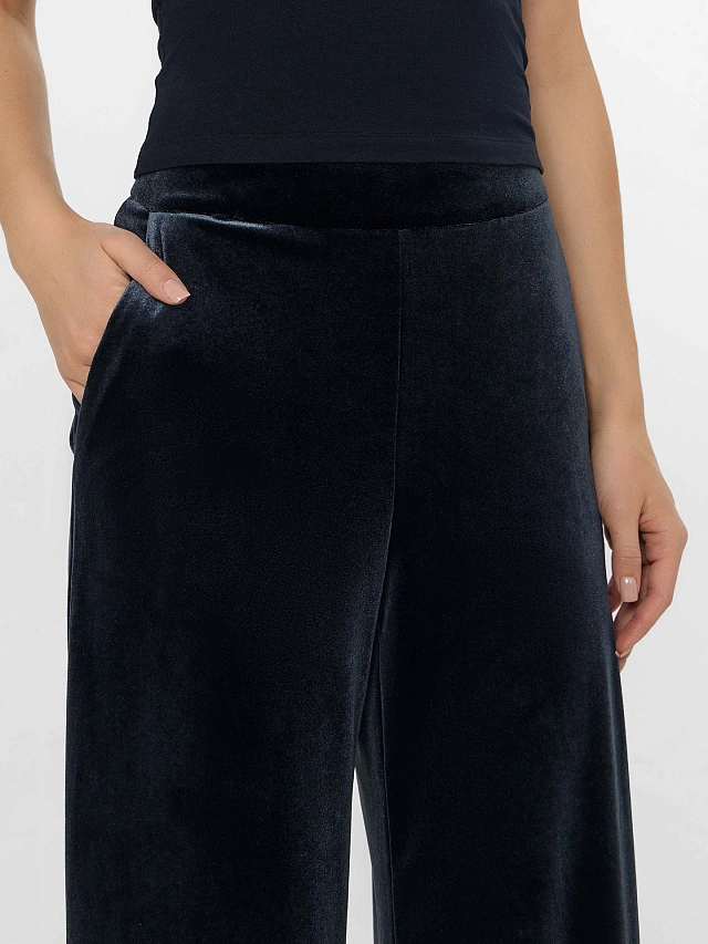 Брюки велюровые женские черные - 4