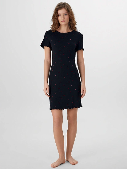 картинка СОРОЧКА НОЧНАЯ ЖЕНСКАЯ от магазина стильной одежды Mark Formelle