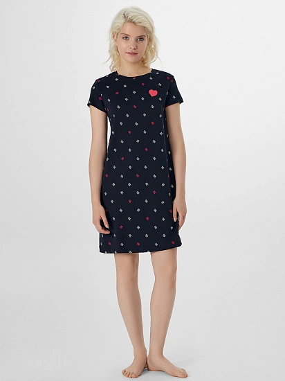 картинка Сорочка ночная женская черная с надписью "Love" от магазина стильной одежды Mark Formelle