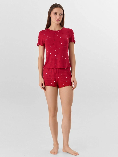 картинка Комплект домашний женский красный с принтом в сердечко от магазина стильной одежды Mark Formelle