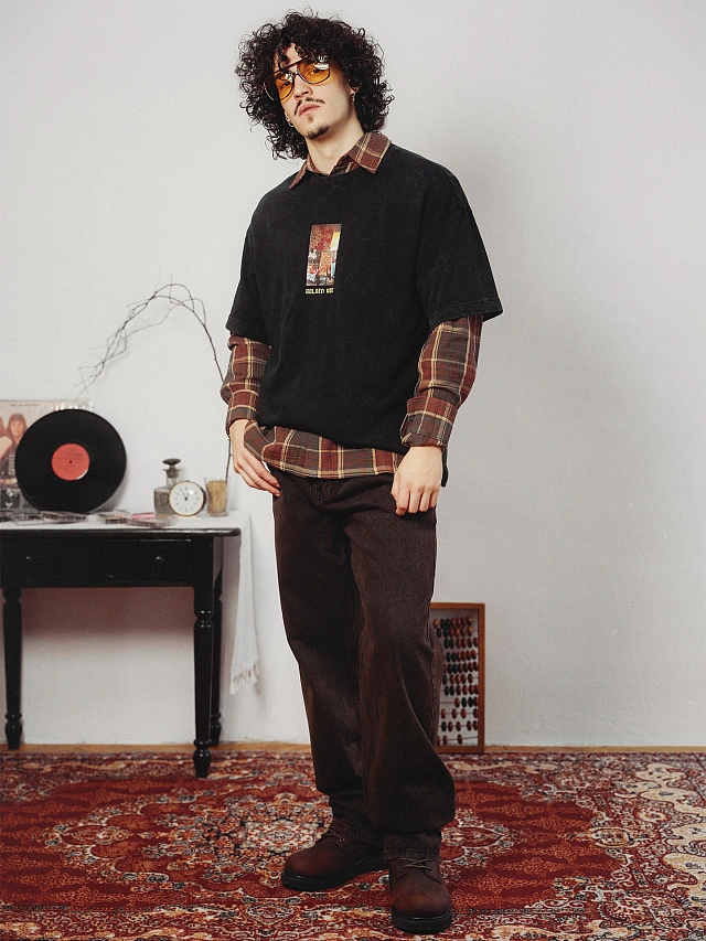 Футболка мужская черная с обработкой эйсид - 3