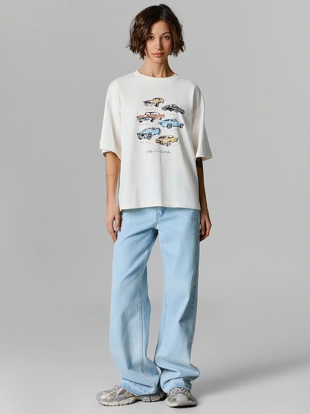 Футболка оверсайз женская молочная с принтом винтажных авто - 3