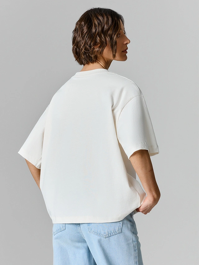 Футболка оверсайз женская молочная с принтом винтажных авто - 4