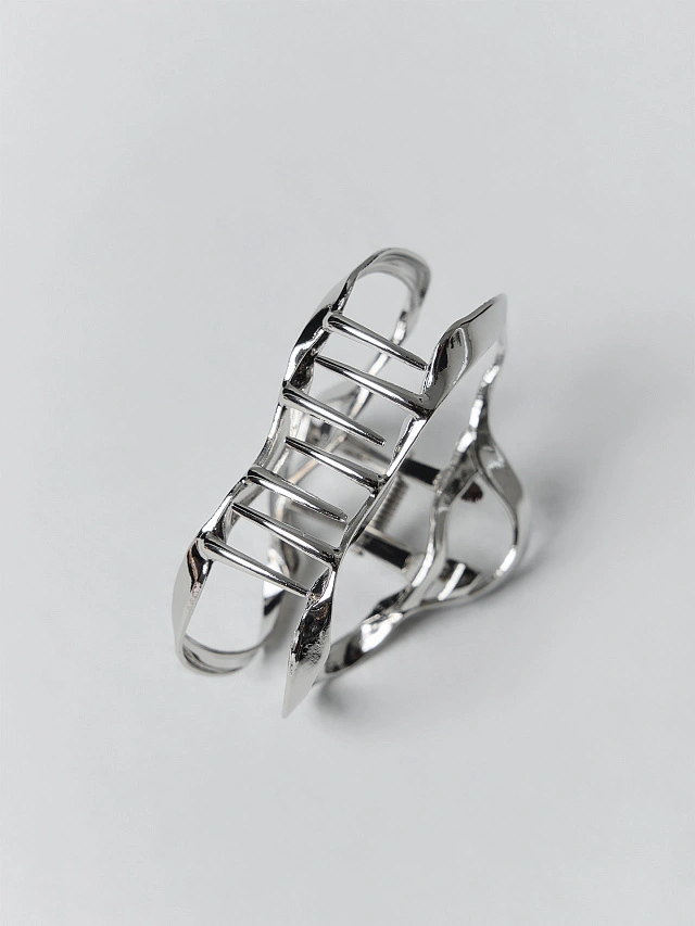 Заколка-крабик для волос женская в серебристом цвете - 6