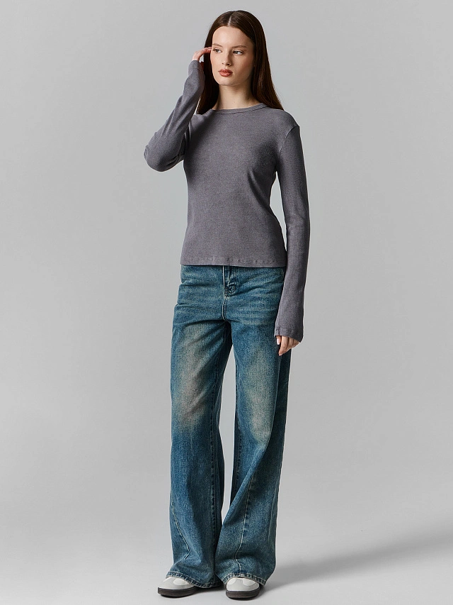 Джемпер женский серый с обработкой эйсид - 2