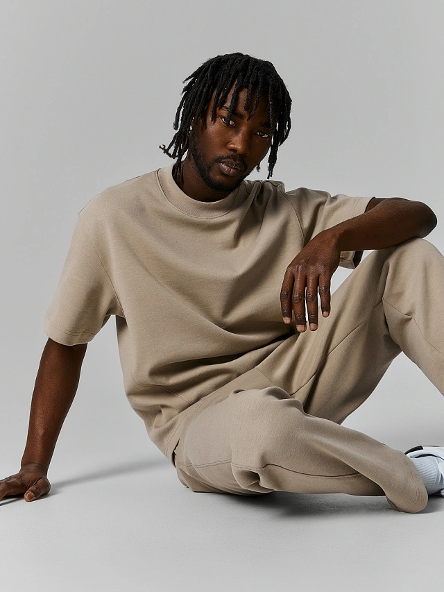 Комплект мужской бежевый: джемпер и брюки - 4