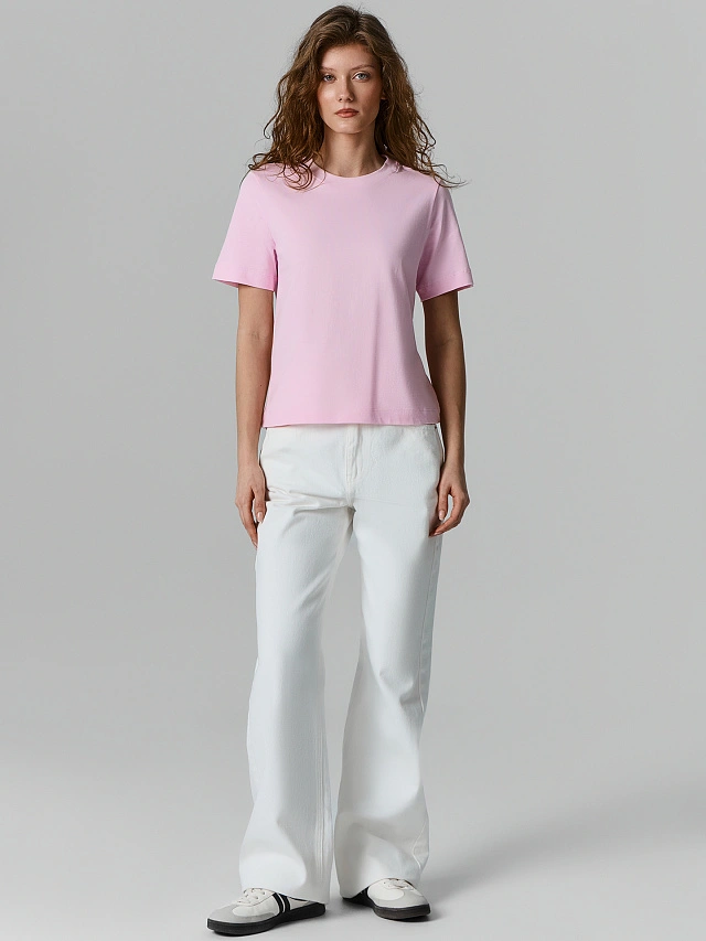 Футболка женская розовая прямого кроя - 3