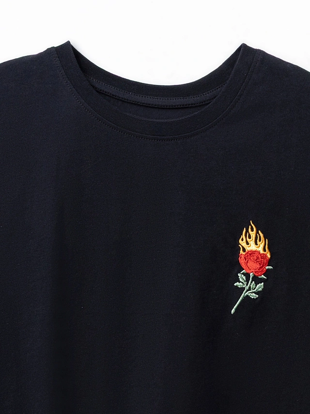 Футболка женская черная с вышивкой оверсайз - 7