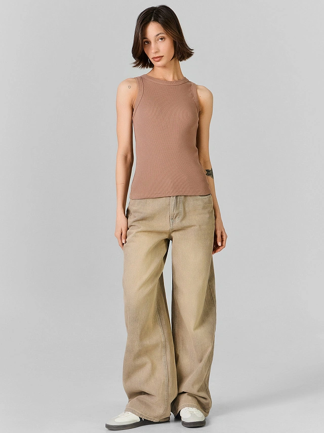 Топ женский коричневый облегающий в рубчик - 2