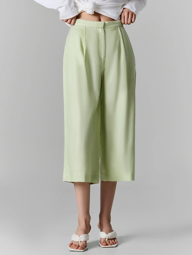 Брюки-кюлоты женские зеленые свободного кроя льняные - 2