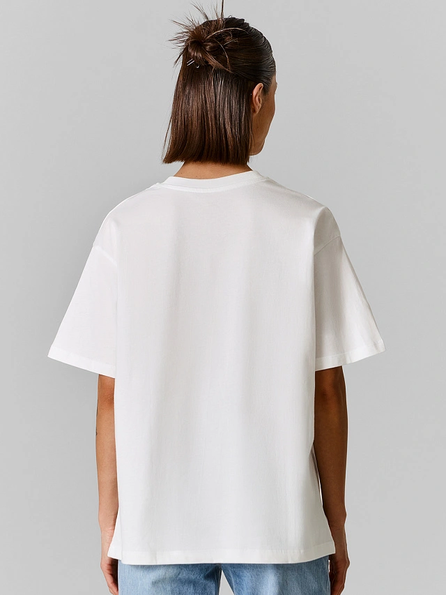 Футболка женская белая с принтом оверсайз из хлопка - 4